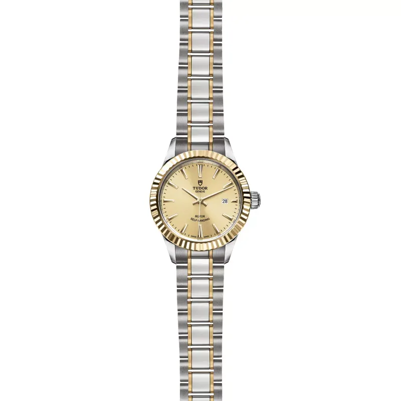 Tudor Style M12113-0001