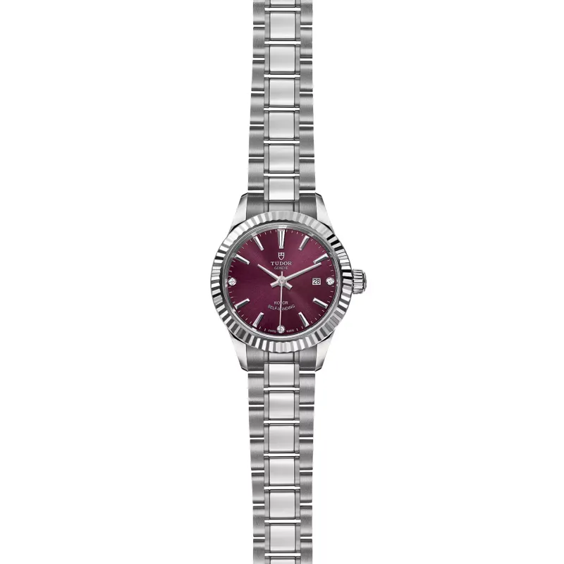 Tudor Style M12110-0019