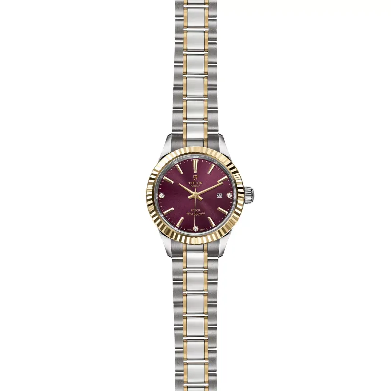 Tudor Style M12113-0015