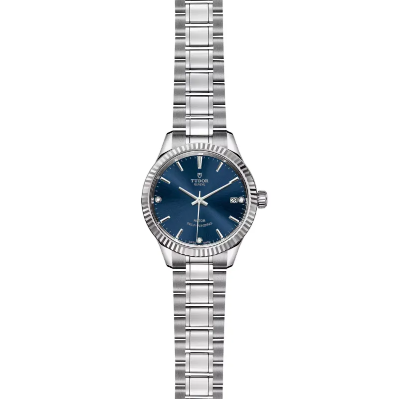 Tudor Style M12310-0017