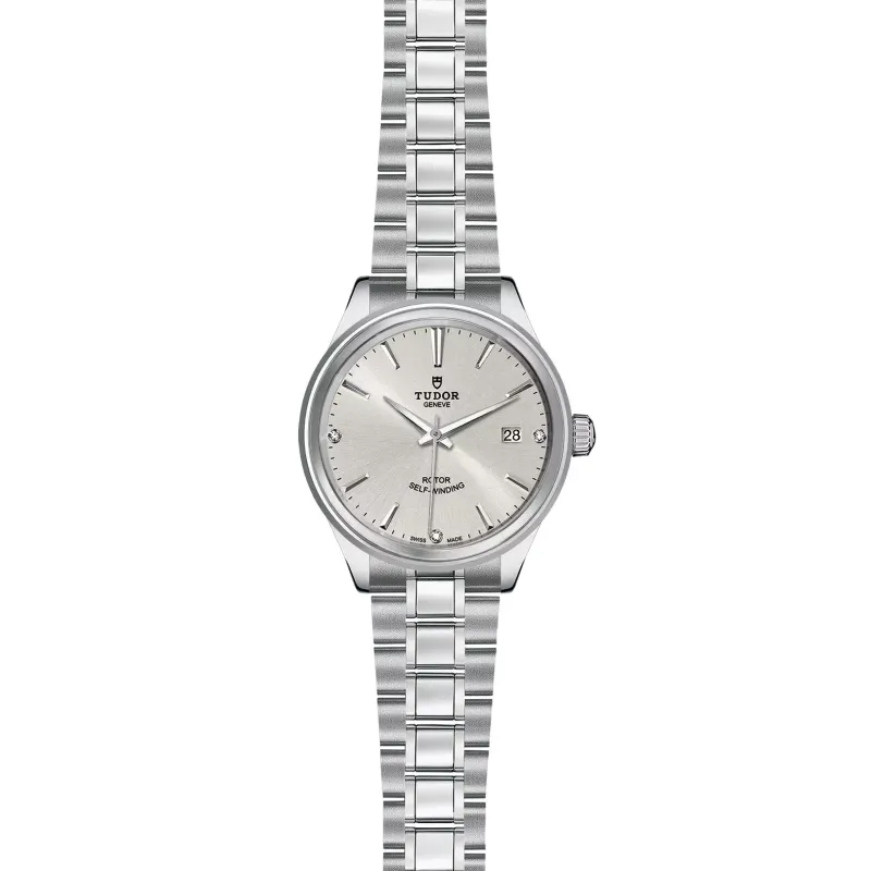 Tudor Style M12500-0003