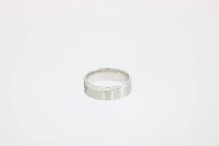 Aliança Meister Ouro Branco com Diamantes
