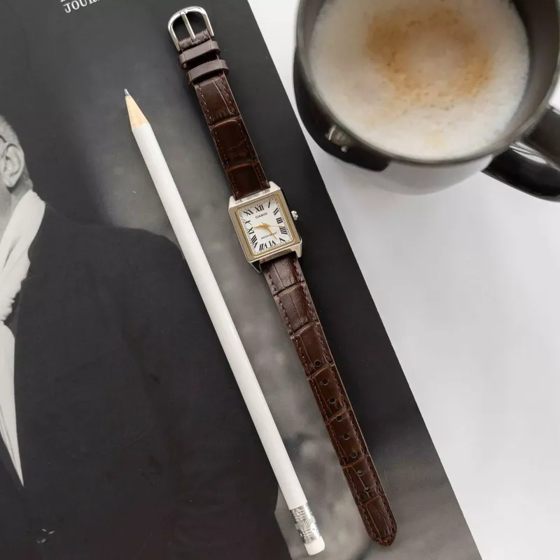 CASIO TIMELESS Classic Square LTP-B150L-7B2EF