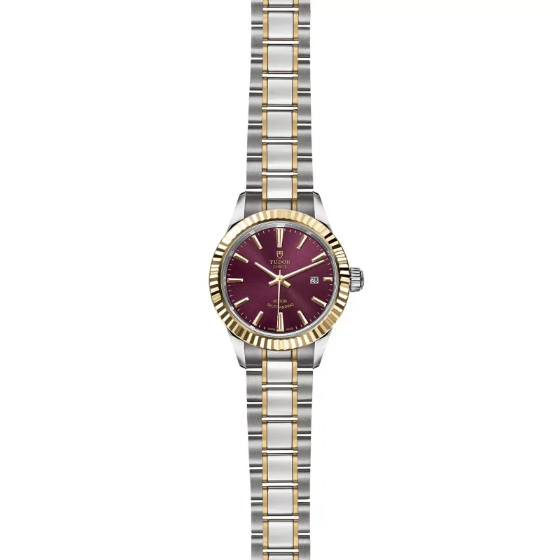 Tudor Style M12113-0013