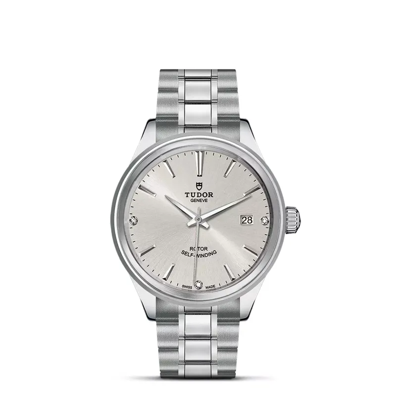 Tudor Style M12500-0003