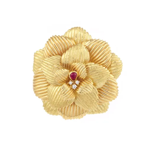 Image Yellow Gold Pin with Ruby