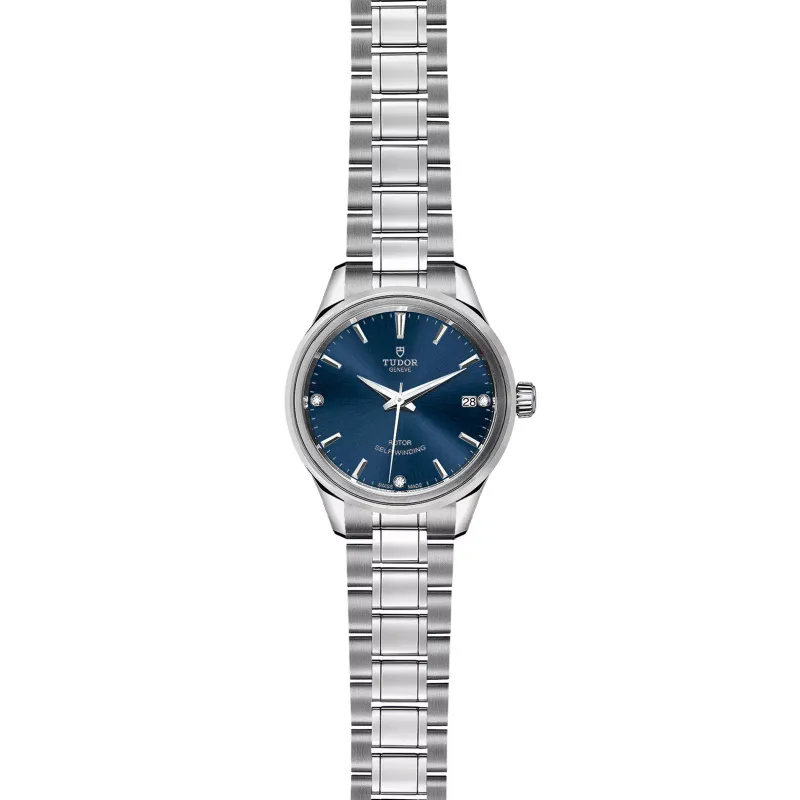 Tudor Style M12300-0012