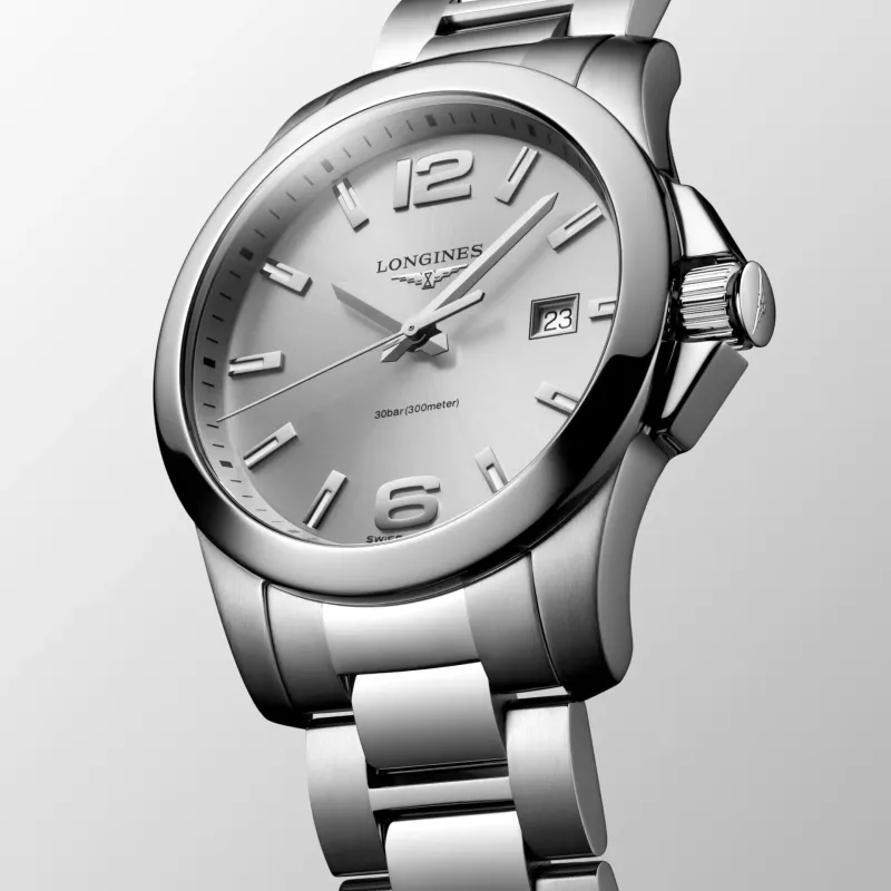 Longines Conquest L37594766
