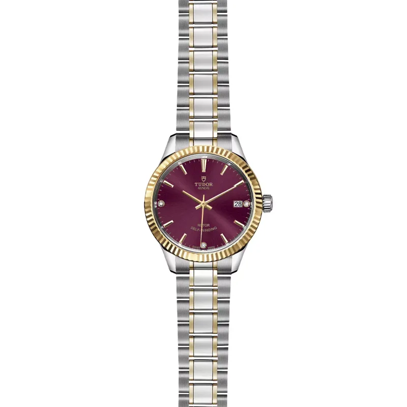 Tudor Style M12313-0015