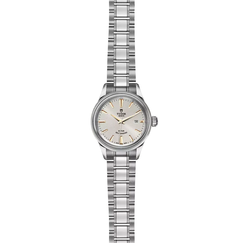 Tudor Style M12100-0017