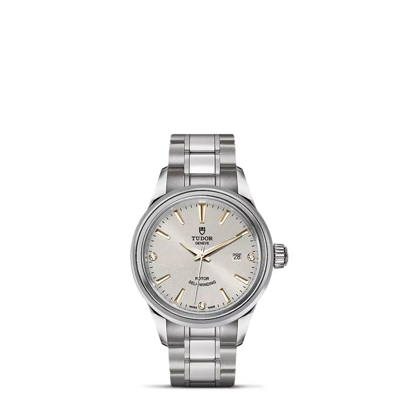 Tudor Style M12100-0019