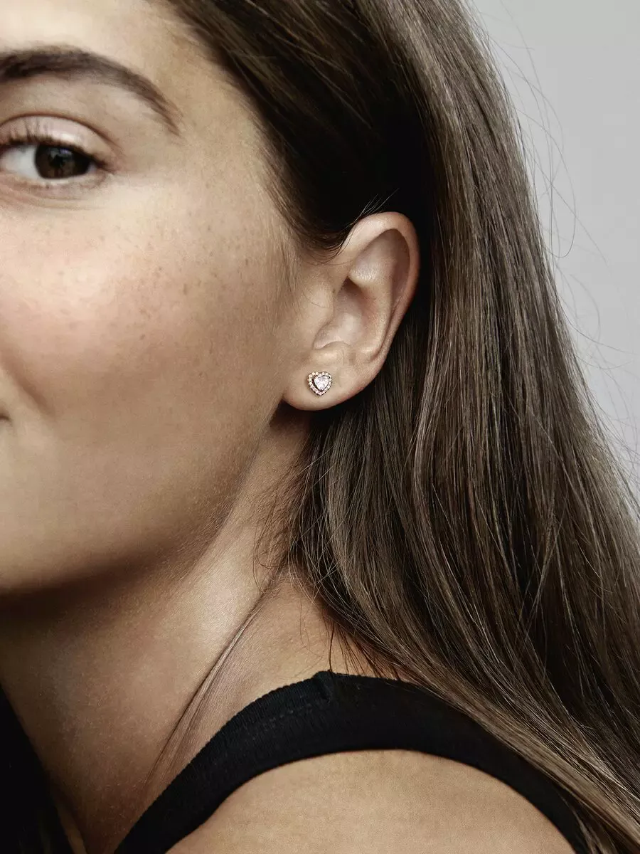 Brincos Sparkling Elevated Heart                            