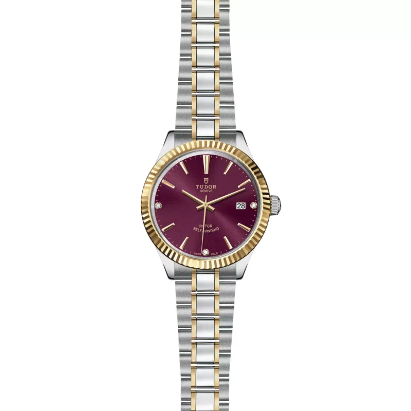 Tudor Style M12513-0015