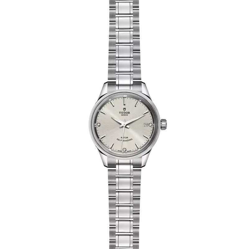 Tudor Style M12300-0003